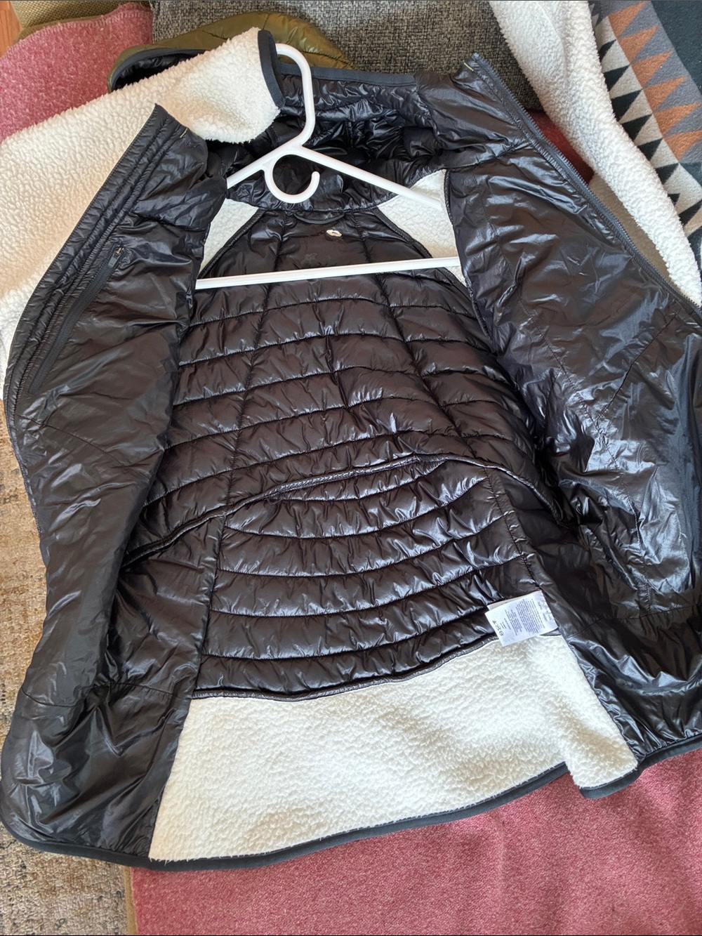 MOUNTAIN HARDWEAR Altius Hoody Fleece Puffer - Picture 15 of 16